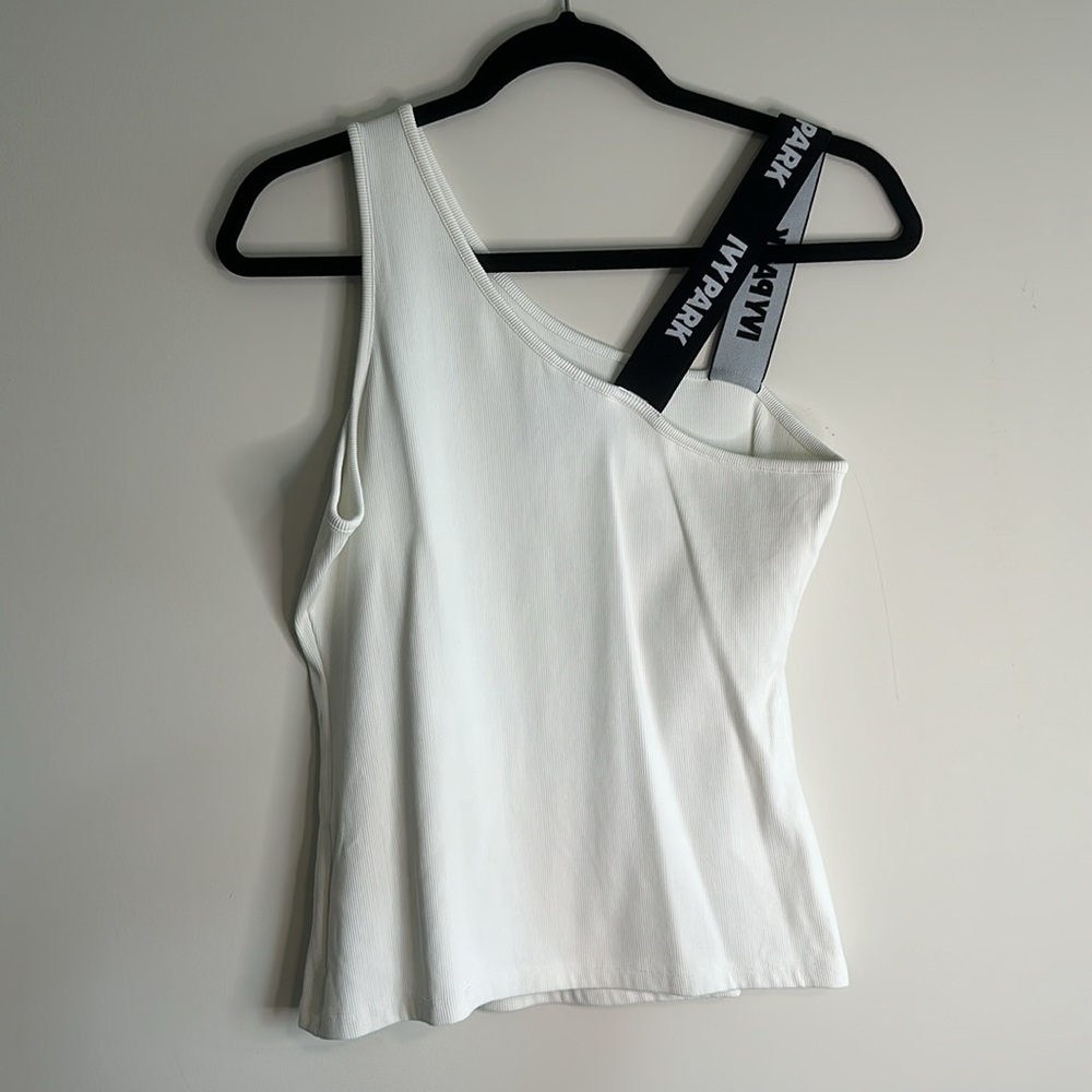 White Tank - Picture 3 of 3